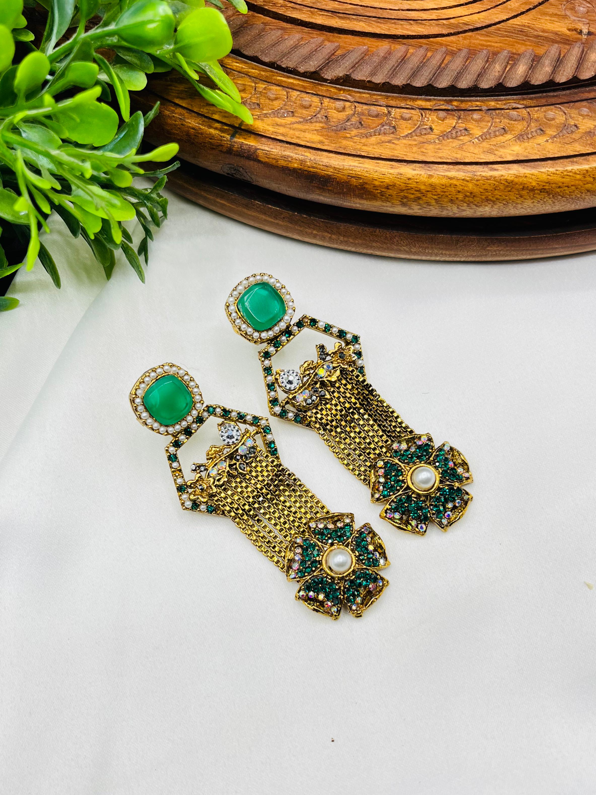 CRIMSON PEARL LUXE EARRINGS