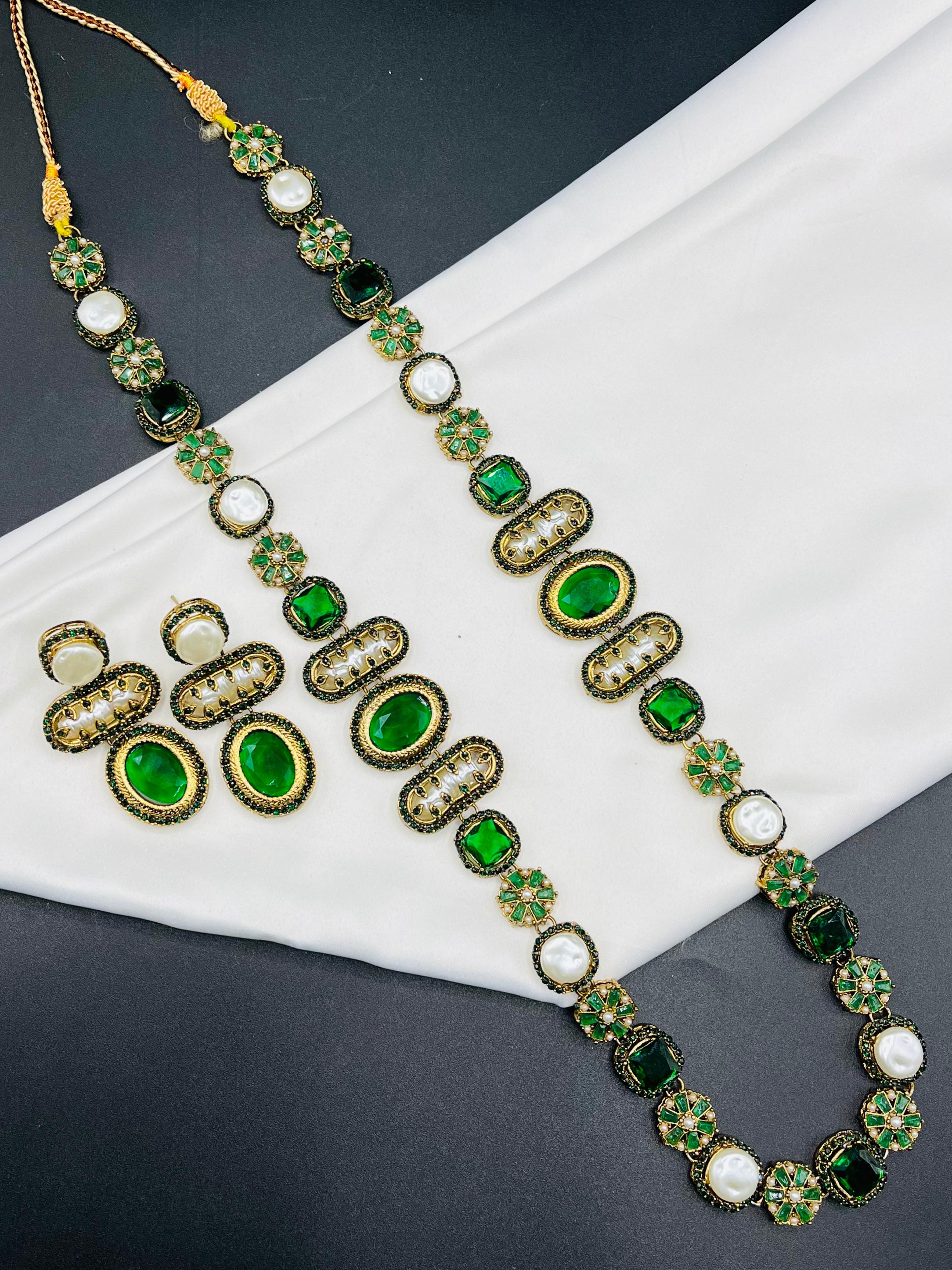 Antique Green Stone & Pearl Long Necklace Set