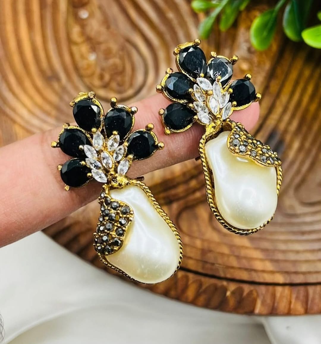 ANTIQUE PEARL EARRINGS