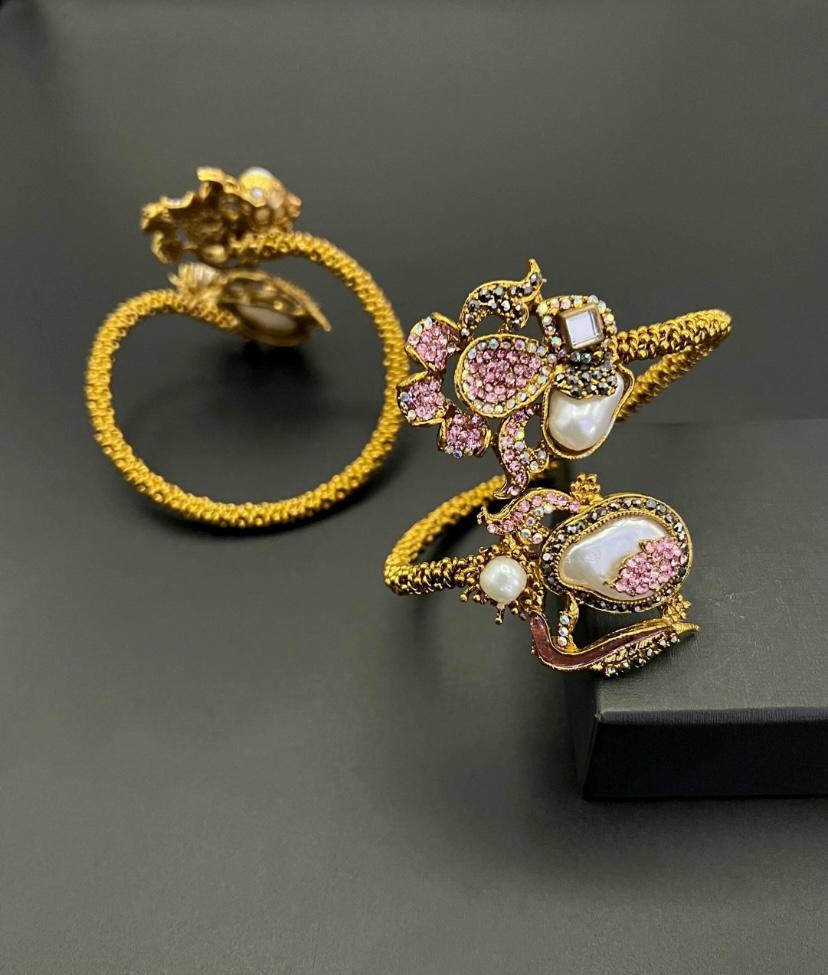 MOP Designer Bracelet (Adjustable Size) handcuff