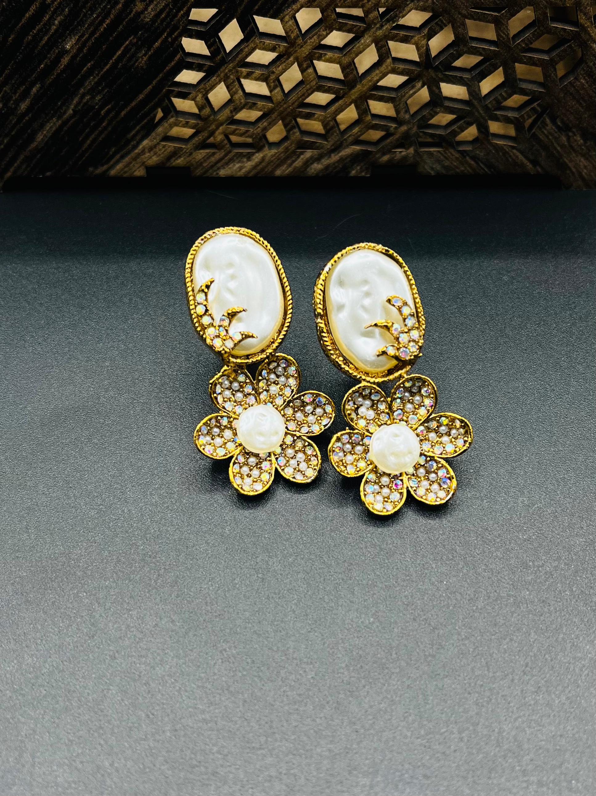 Vintage Pearl Cameo Floral Earrings – Crystal Statement Jewelry