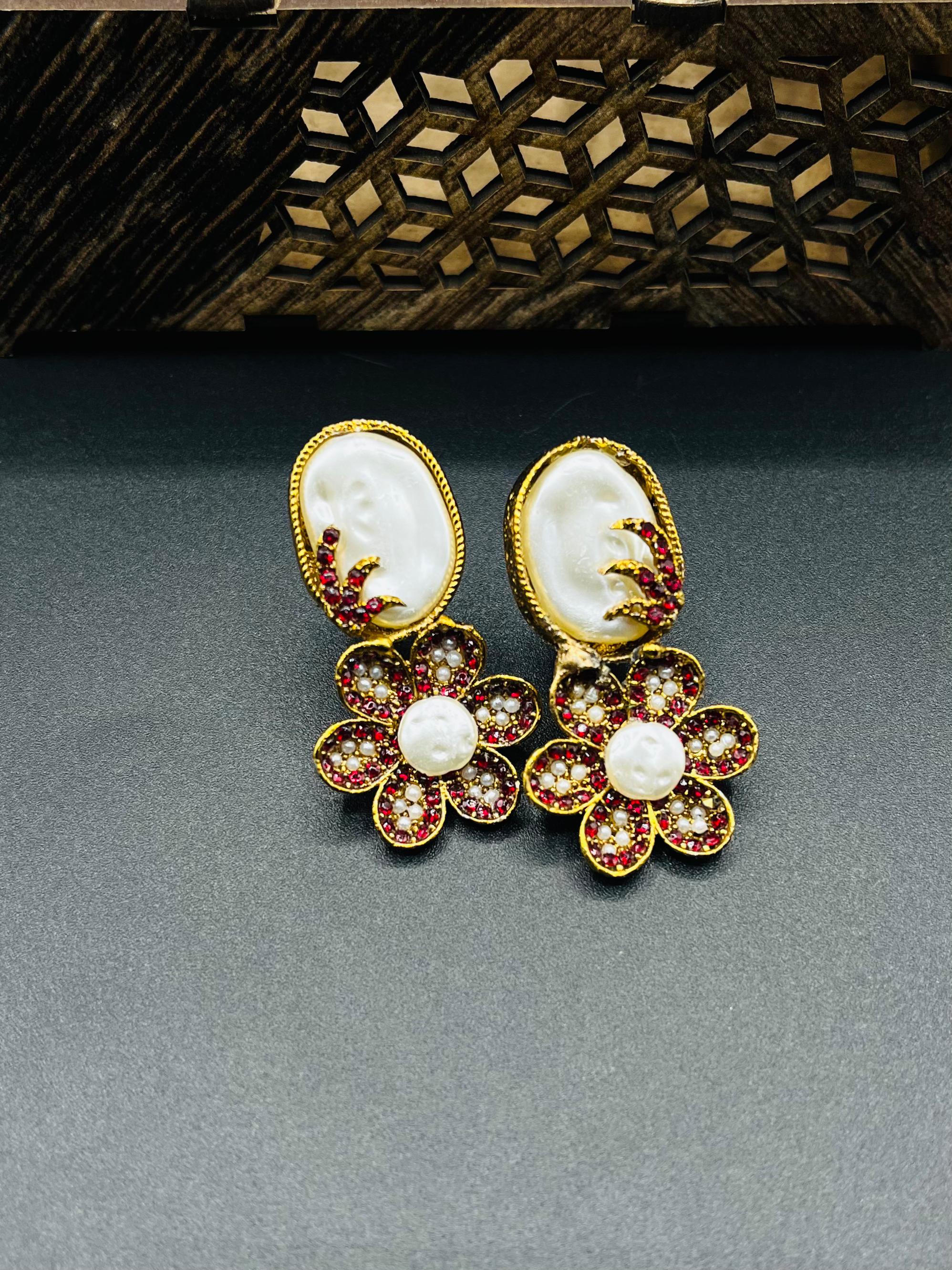 Vintage Pearl Cameo Floral Earrings – Crystal Statement Jewelry