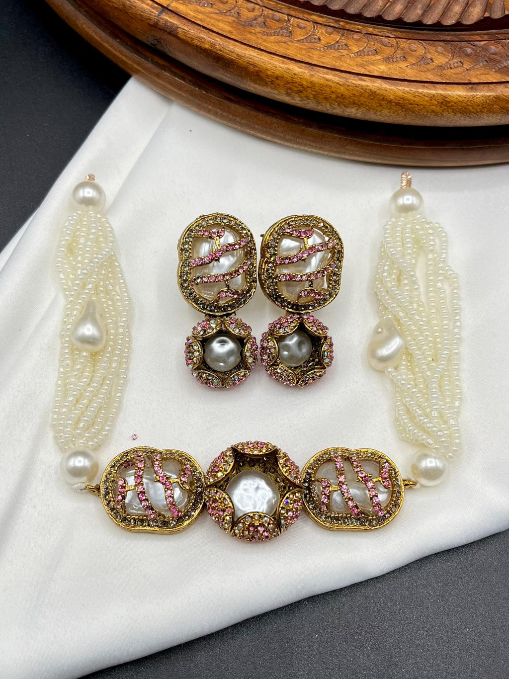 OCEAN ELEGANCE PEARL & CRYSTAL SET